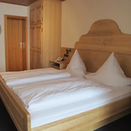Kern Hotel 3*