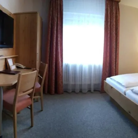 Hotel Kern 3*